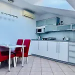 Luna Apartments